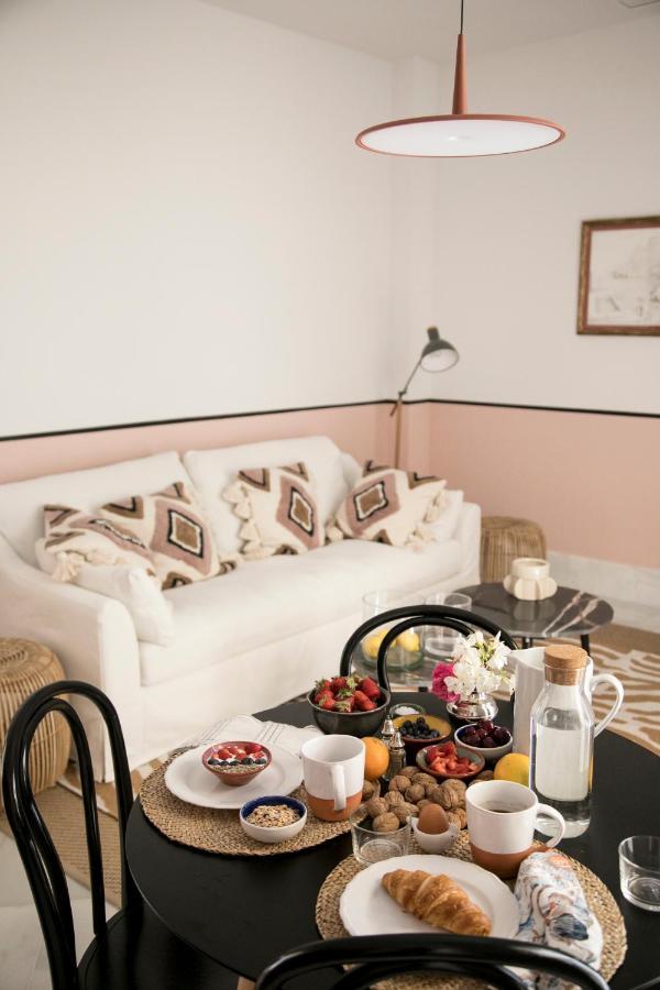Pasaje Zamora Apartamentos เซบีญา ภายนอก รูปภาพ