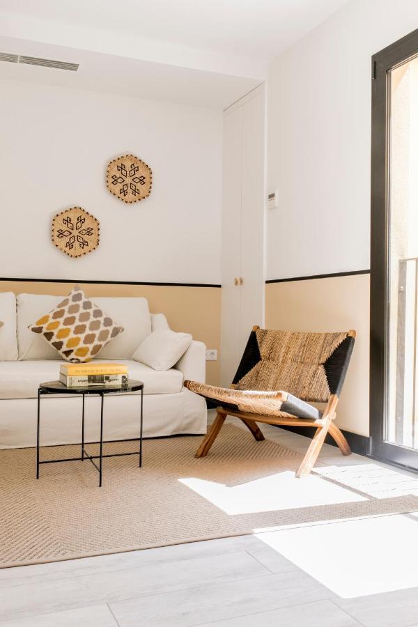 Pasaje Zamora Apartamentos เซบีญา ภายนอก รูปภาพ
