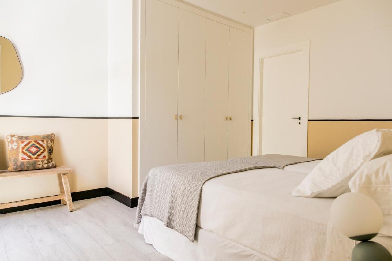 Pasaje Zamora Apartamentos เซบีญา ภายนอก รูปภาพ