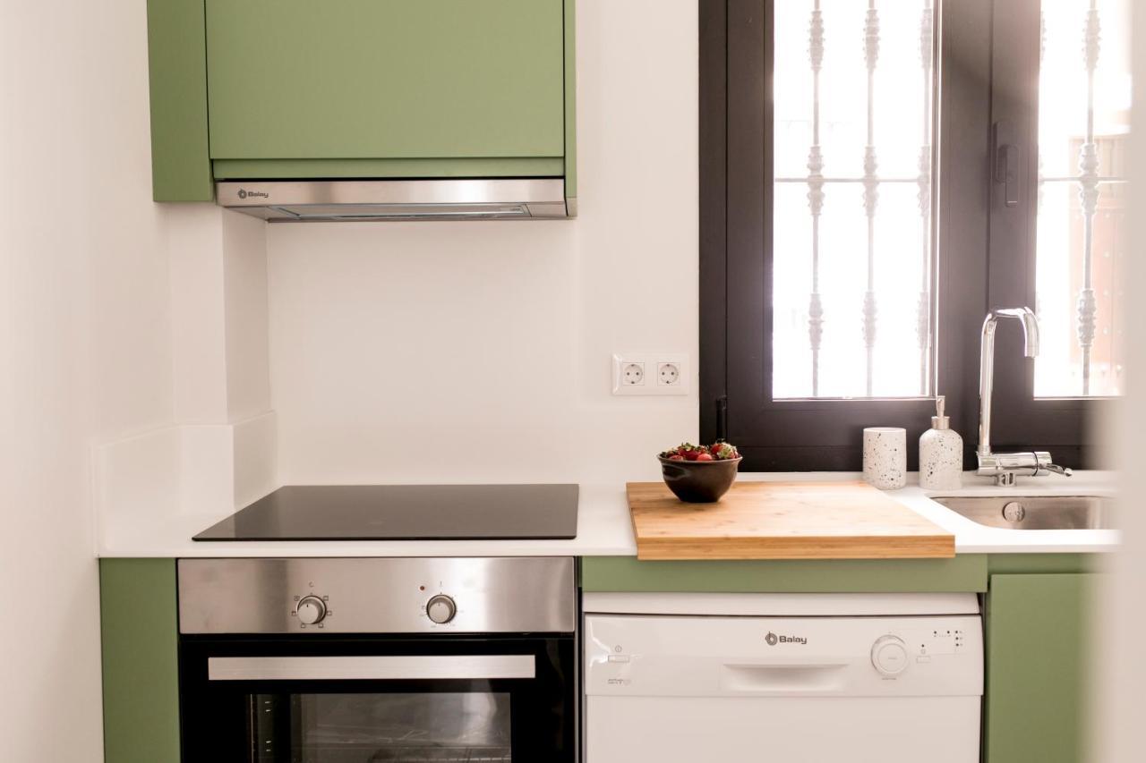 Pasaje Zamora Apartamentos เซบีญา ภายนอก รูปภาพ