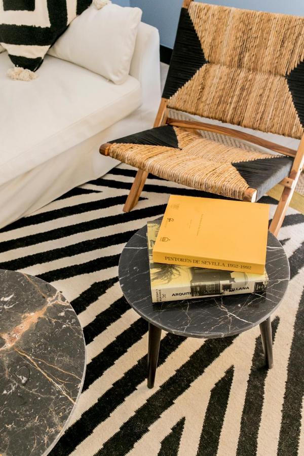 Pasaje Zamora Apartamentos เซบีญา ภายนอก รูปภาพ